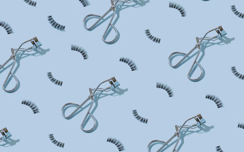 eyelash curlers